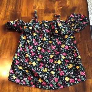 New without tags - Old Navy girls top